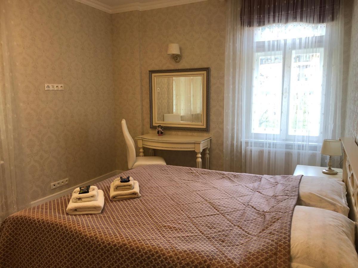 Apartman St. Vladimir kirche Apartment Marianske Lazne Bagian luar foto